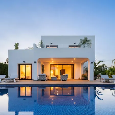 Guzman - Artista קלפה