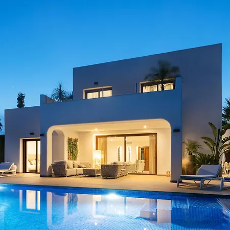 Guzman - Artista * קלפה