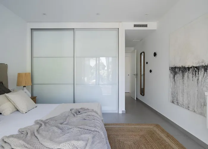 Guzman - Artista 别墅 *