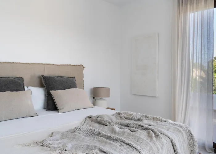 Guzman - Artista 别墅 *