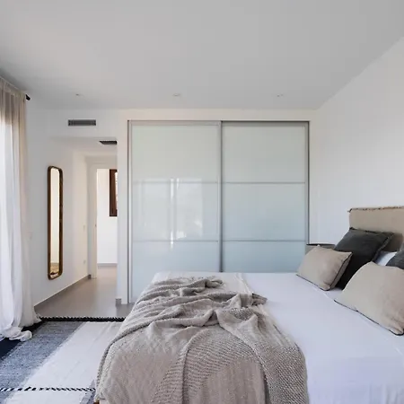 Guzman - Artista Villa Calpe