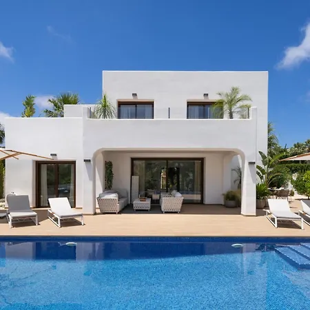 Guzman - Artista Villa