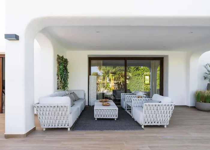 Villa Guzman - Artista *