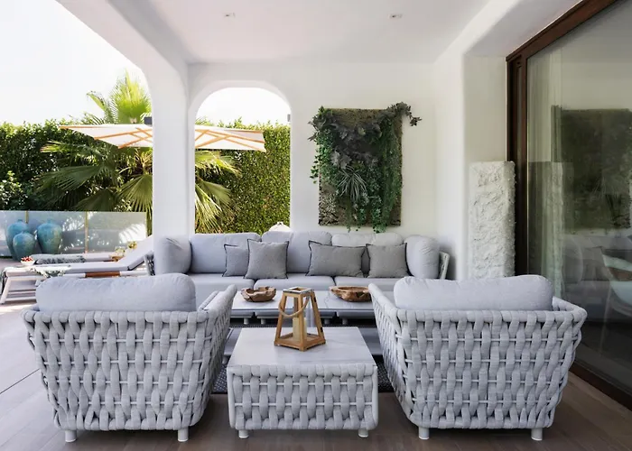 Villa Guzman - Artista *