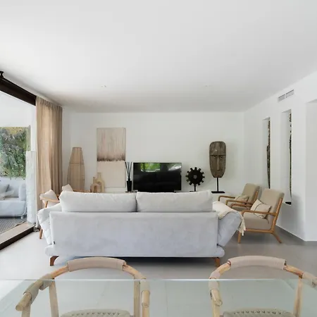 Vila Guzman - Artista